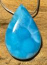 larimar-trommelstein-anhaenger-atlantisstein-heilstein-schmuck-gebohrt-edelsteinschmuck