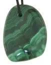 malachit-trommelstein-anhaenger-edelstein-heilstein-gebohrt-schmuck