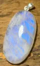 mondstein-labradorit-schmuck-edelstein-ketten-anhaenger