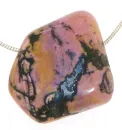 rhodonit-trommelstein-anhaenger-edelstein-heilstein-schmuck