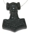 jade-thors-hammer-anhaenger-edelstein-trommelstein-heilstein-schmuk-edelsteinschmuck-gebohrt