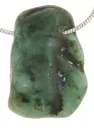 smaragd-anhaenger-edelstein-heilstein-trommelstein-schmuck-gebohrt-gruen